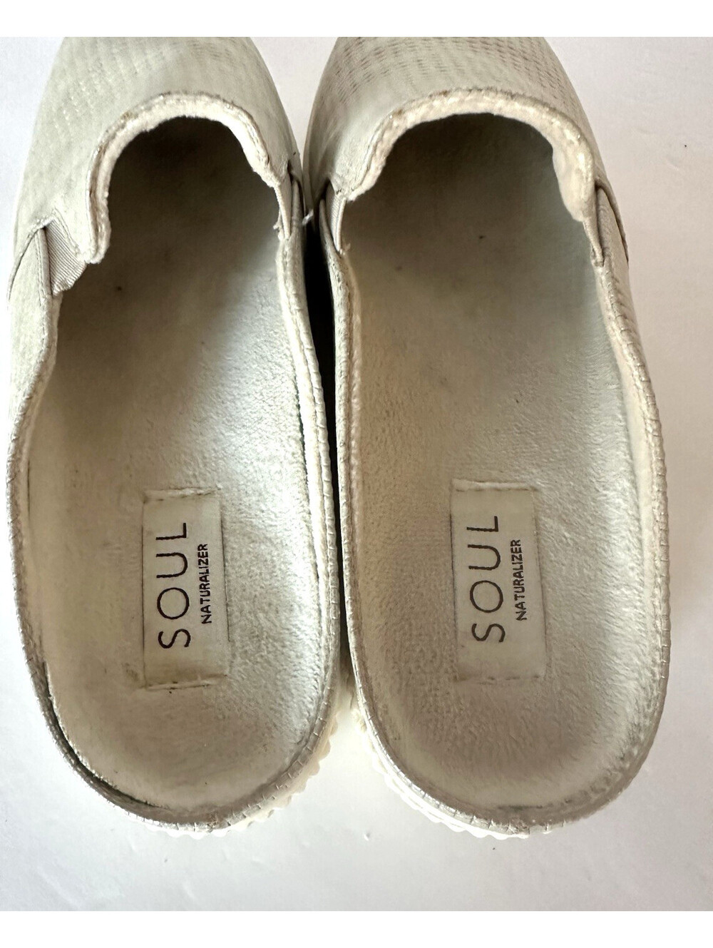 Women’s Soul Naturalizer Gold Truly Mule Sneakers Size 8.5 M - Picture 4 of 7